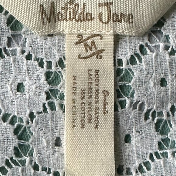 EUC - Matilda Jane Enticing Eyelet Top on Mint Green - Size Medium - Picture 8 of 10